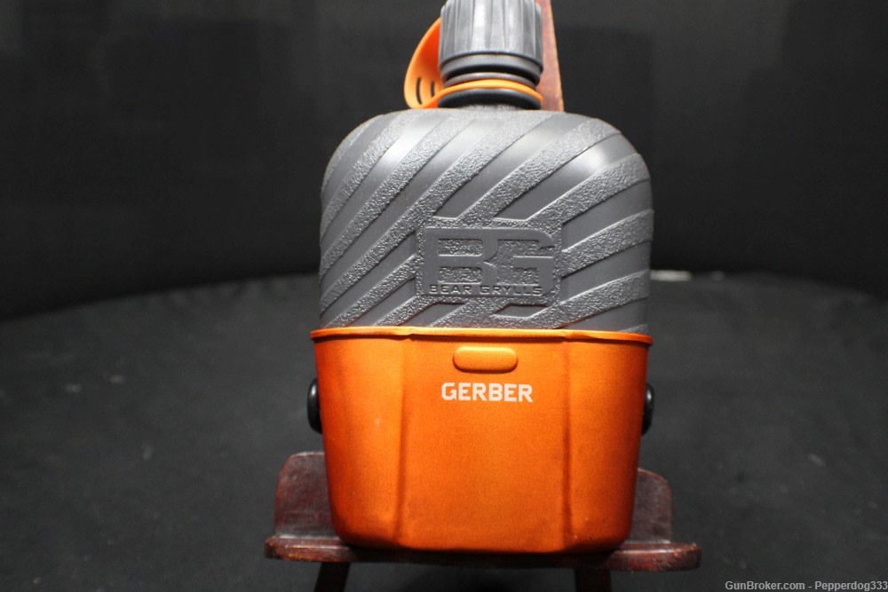 A Brand New Gerber Bear Grylls Canteen Water Bottle or Flask Unused-img-2