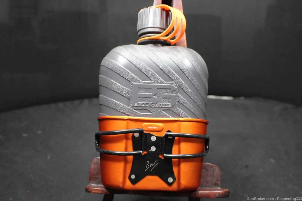 A Brand New Gerber Bear Grylls Canteen Water Bottle or Flask Unused-img-3