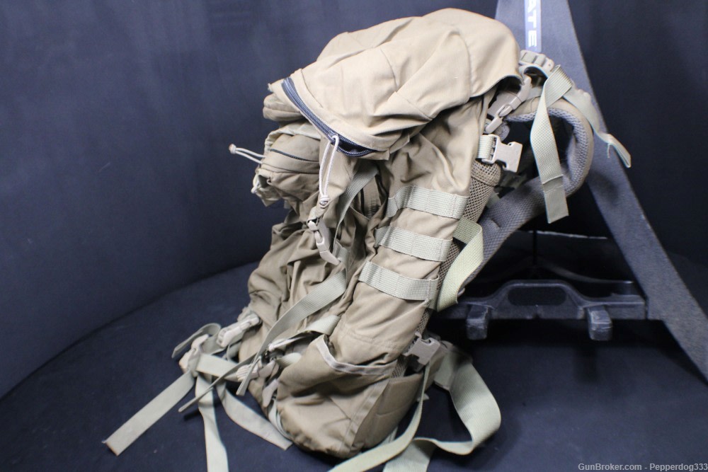 A  Mystery Ranch  Special Operations (SOF) Assault  Backpack Complete-img-8