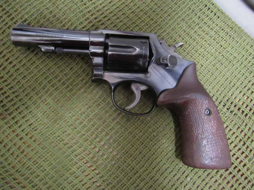 Smith & Wesson Model 10-6 .38 Special K-Frame Revolver, 4 inch Bull Barrel-img-1