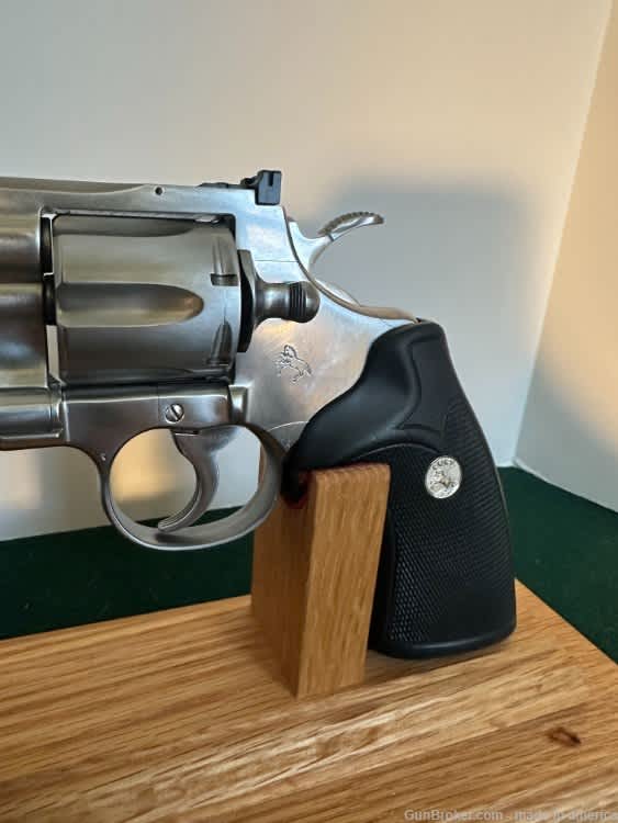 Colt Python 6" Stain steel 357 Mag LNIB Manufactured in 1995-img-3