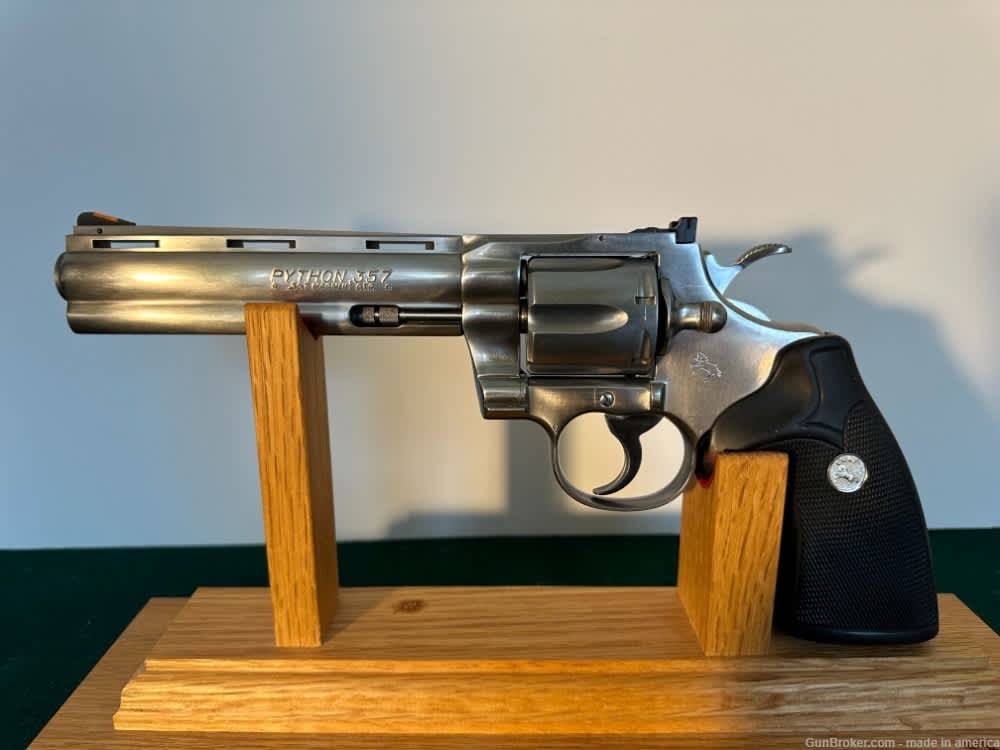 Colt Python 6" Stain steel 357 Mag LNIB Manufactured in 1995-img-2