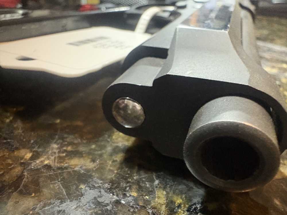 Taurus pt99 af  blued with  pachmayr grips,-img-2