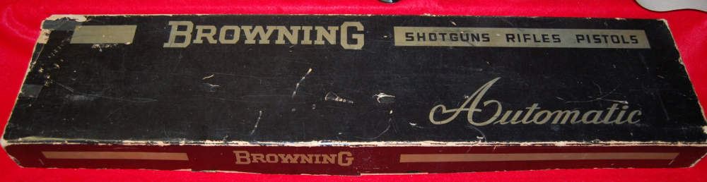Browning Auto-5 Magnum Semi-Auto Shotgun in 12 Gauge C&R 1964 Box VR-img-20