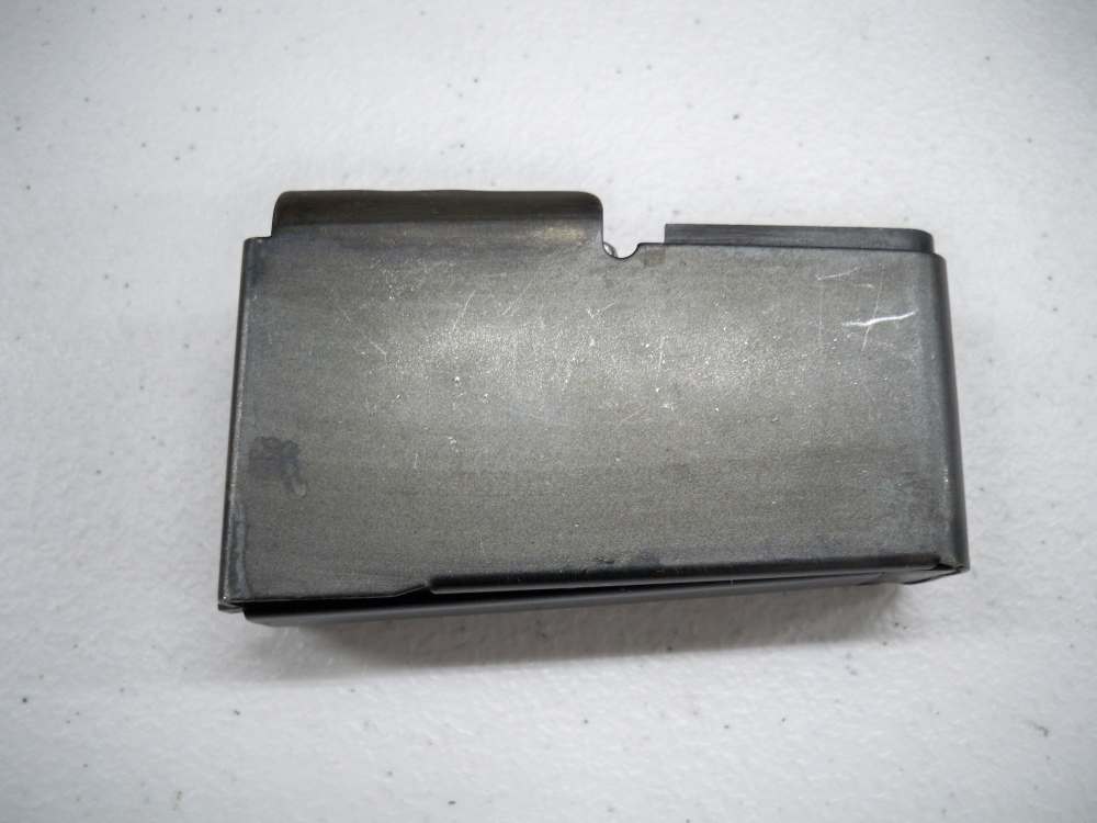 Browning A Bolt .243 Magazine     Factory Browning      Excellent condition-img-2