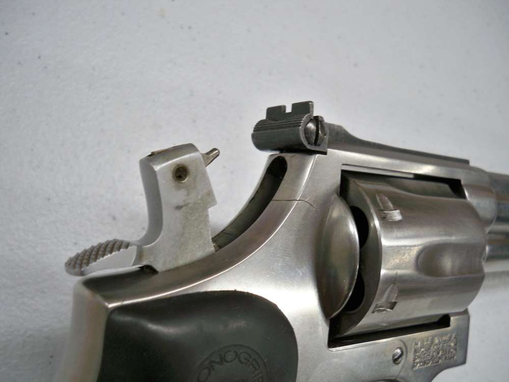 Smith & Wesson 686-1 6" Barrel  Stainless Steel  Very Nice Revolver!-img-18