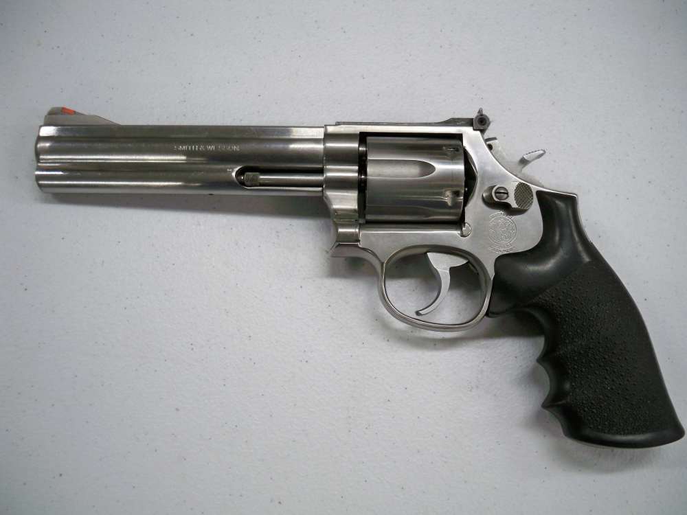 Smith & Wesson 686-1 6" Barrel  Stainless Steel  Very Nice Revolver!-img-0