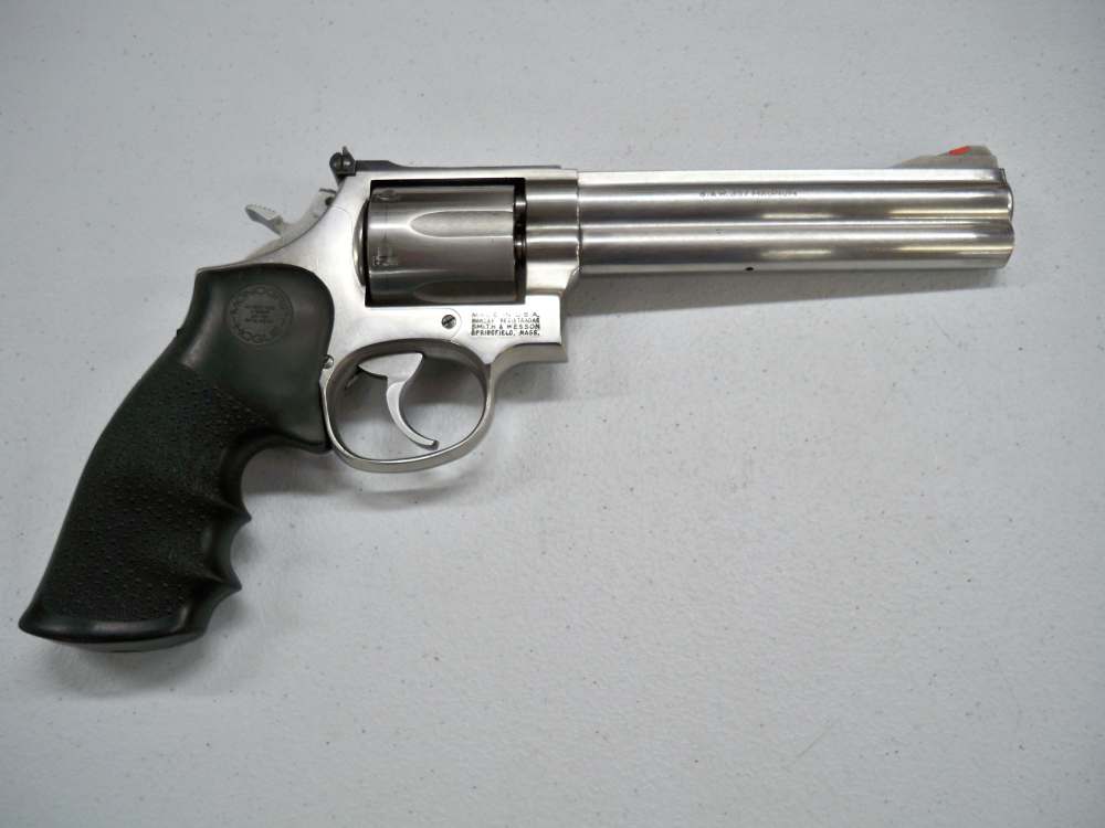 Smith & Wesson 686-1 6" Barrel  Stainless Steel  Very Nice Revolver!-img-3