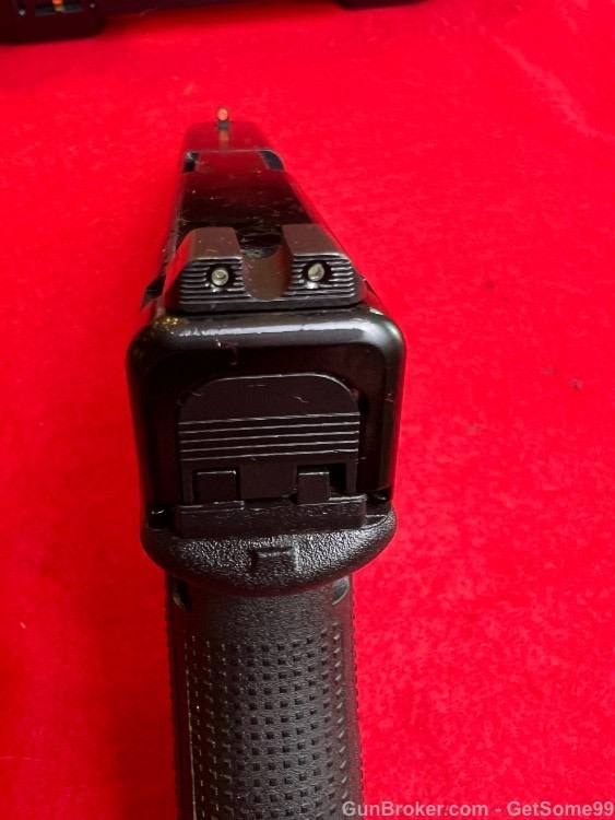 GLOCK 19M 19 FBI FACTORY REBUILT   9mm  Gen 5 - Ameriglo Tritium sights-img-9