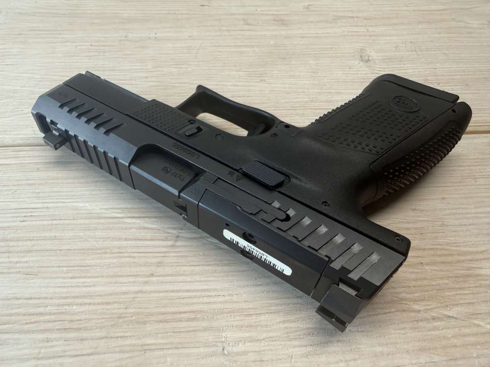 CZ P-10 C Ported -img-2
