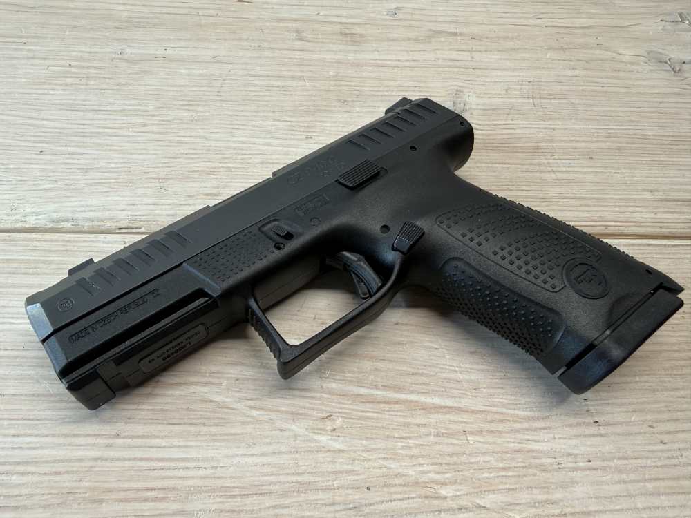 CZ P-10 C Ported -img-3