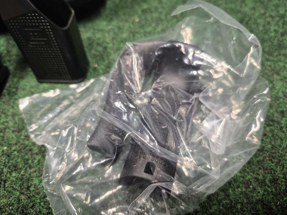 Glock 19 C V Like New PENNY START 0.01-img-16
