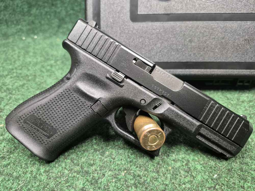 Glock 19 C V Like New PENNY START 0.01-img-3