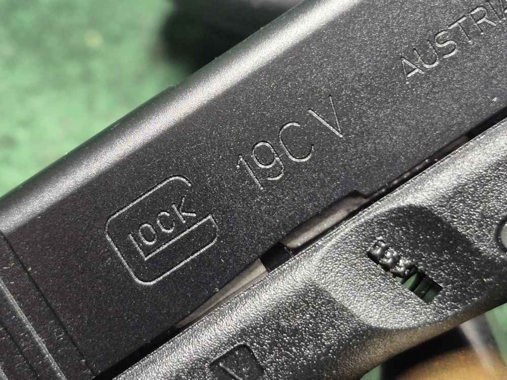 Glock 19 C V Like New PENNY START 0.01-img-5