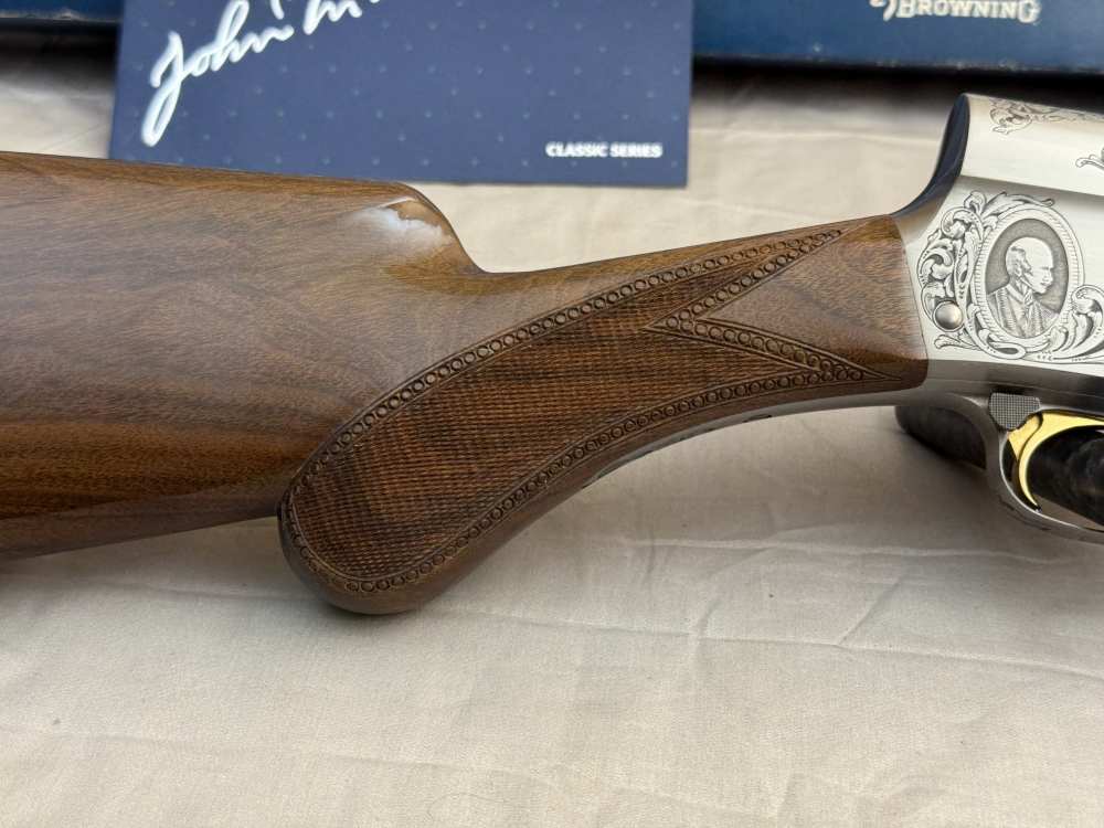 LNIB Belgian Browning Classic A5 12ga Factory Engraved Signed by A. Marcisz-img-12
