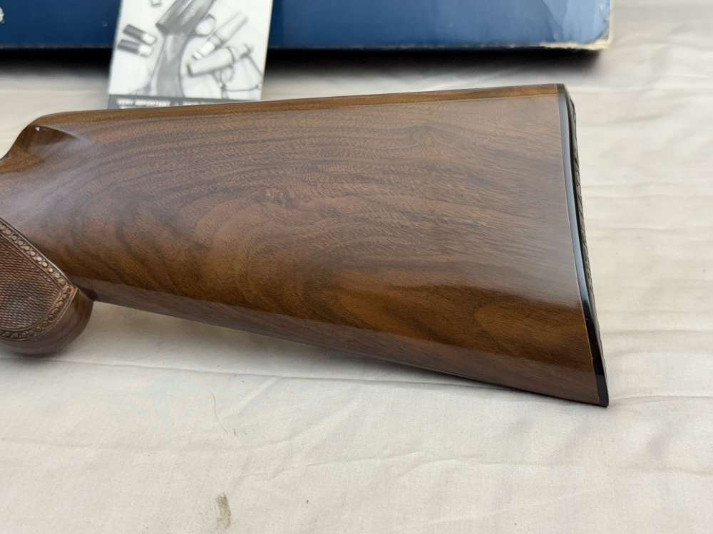 LNIB Belgian Browning Classic A5 12ga Factory Engraved Signed by A. Marcisz-img-4