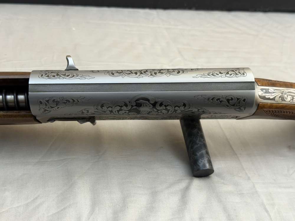 Exc Belgian Browning Classic A5 12ga Factory Engraved Signed by C. Perfido-img-9