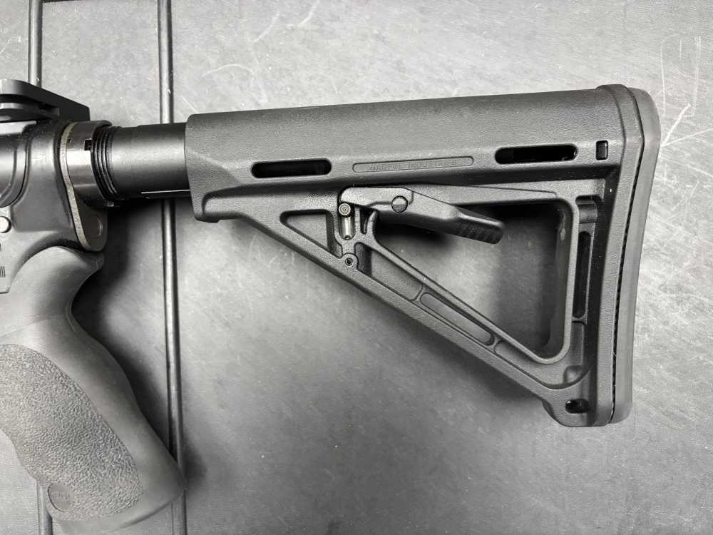 RADICAL FIREARMS RF-15 INTEGRAL SUPPRESSED SD 300 BLK OUT. -img-1