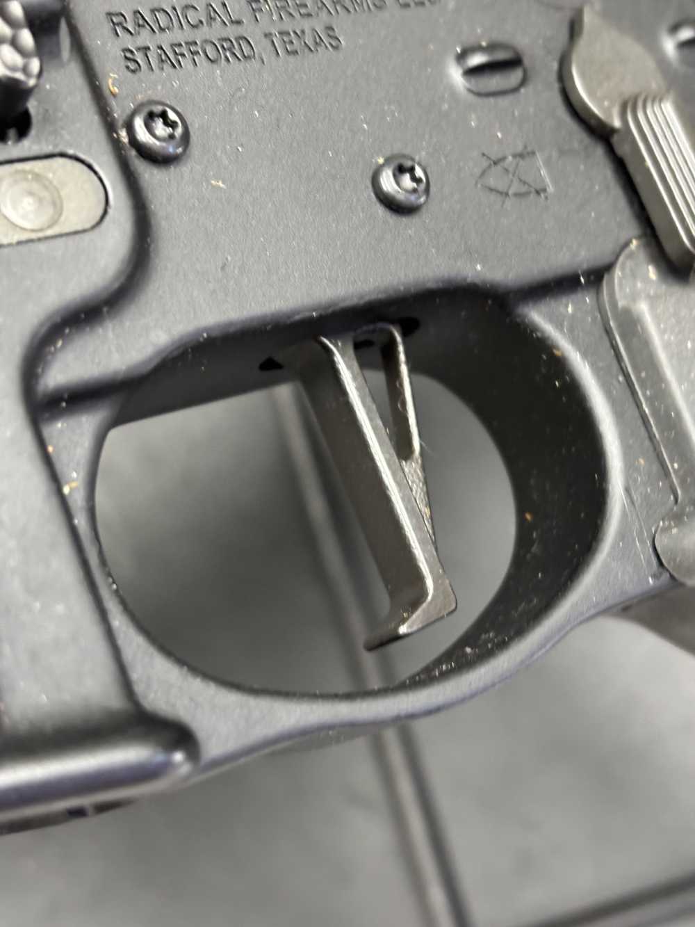 RADICAL FIREARMS RF-15 INTEGRAL SUPPRESSED SD 300 BLK OUT. -img-7