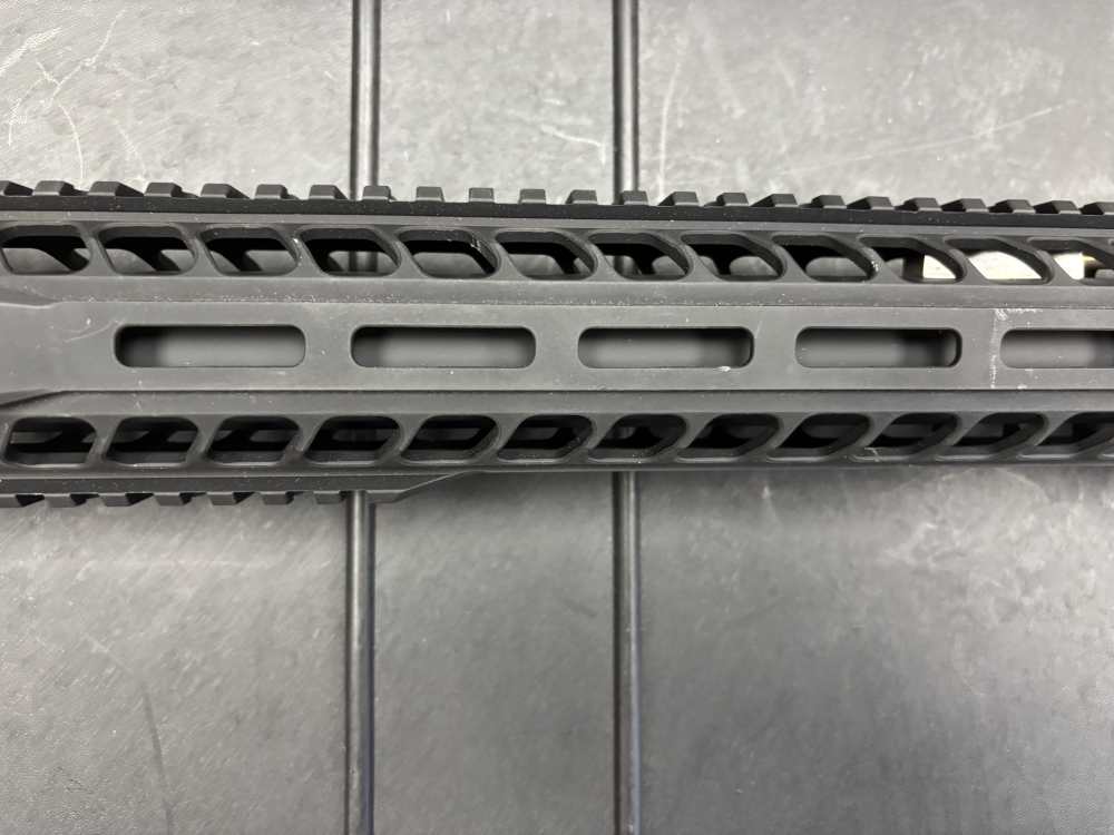 RADICAL FIREARMS RF-15 INTEGRAL SUPPRESSED SD 300 BLK OUT. -img-4