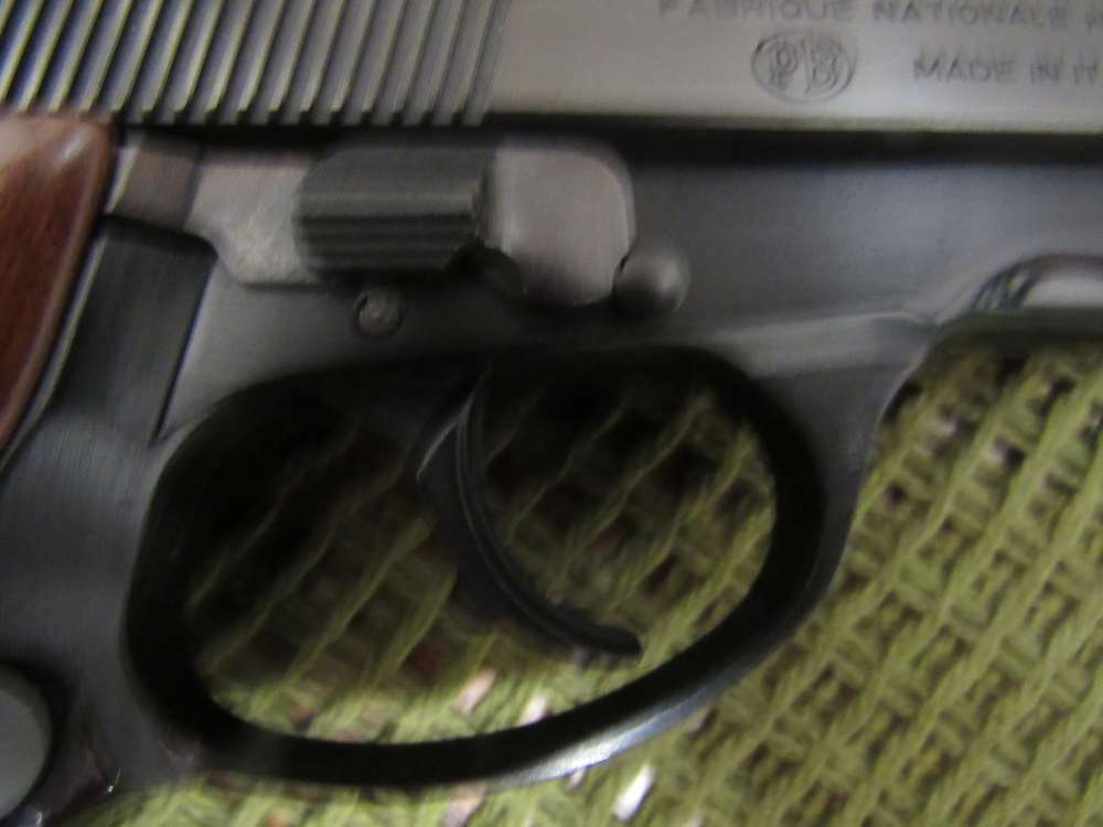 Beretta-Manufactured Browning BDA-380 ACP Compact DA/SA 1988-img-4