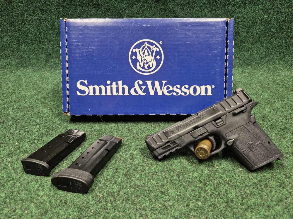 Smith & Wesson Equalizer 9MM PENNY START 0.01-img-0