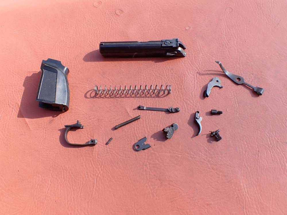 RUSSIAN MAKAROV IMEZ IJ70-17AH KBI BLUED .380ACP FACTORY PISTOL PARTS KIT-img-90