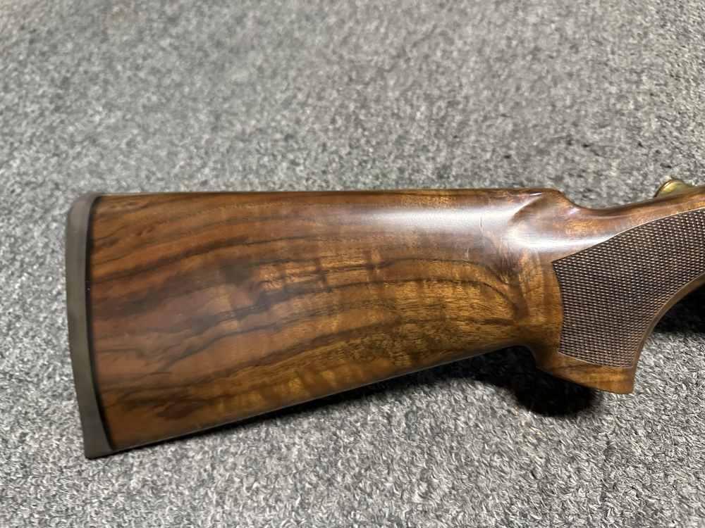 Benelli Legacy 12 Gauge W/ Original Case Like New-img-2