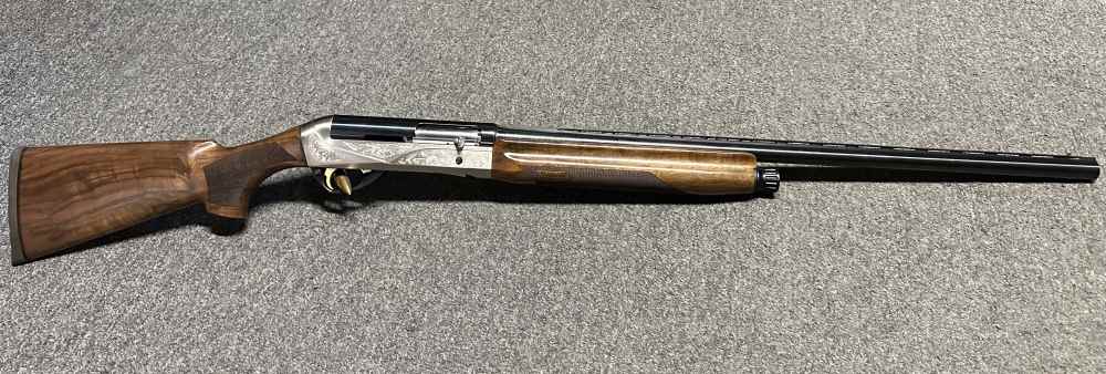 Benelli Legacy 12 Gauge W/ Original Case Like New-img-0