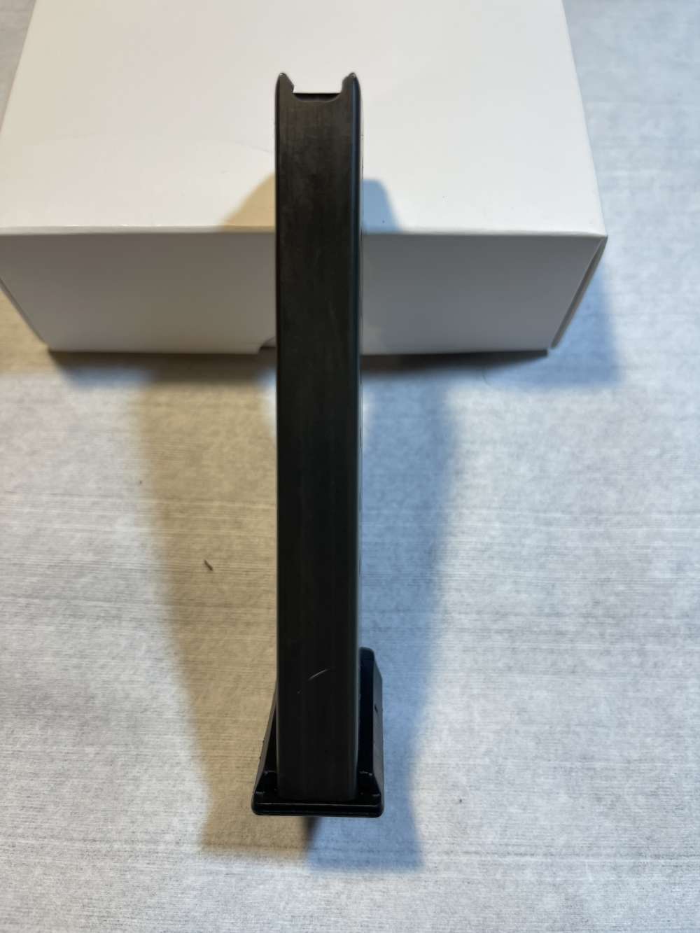 Sig Sauer P239, 9mm, 8rd Factory magazine-img-3