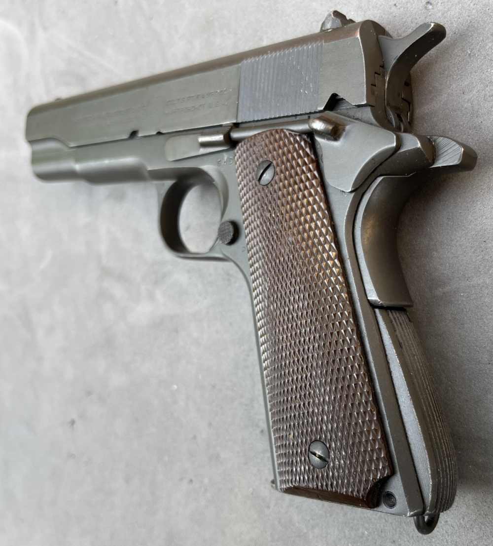 1943 WWII US Army Colt M1911A1 with 1942 US holster & web belt-img-9