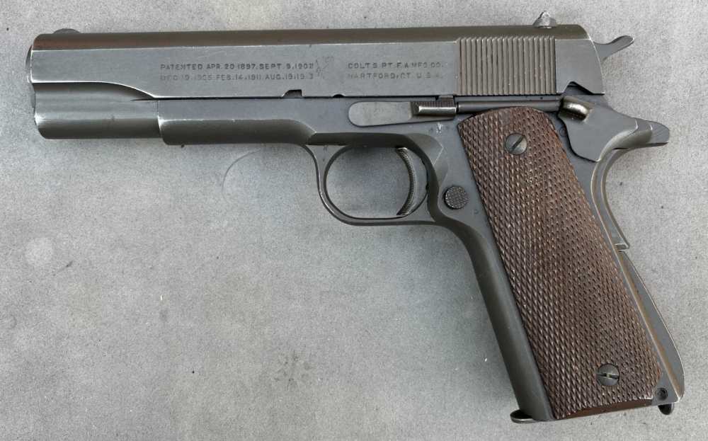 1943 WWII US Army Colt M1911A1 with 1942 US holster & web belt-img-4