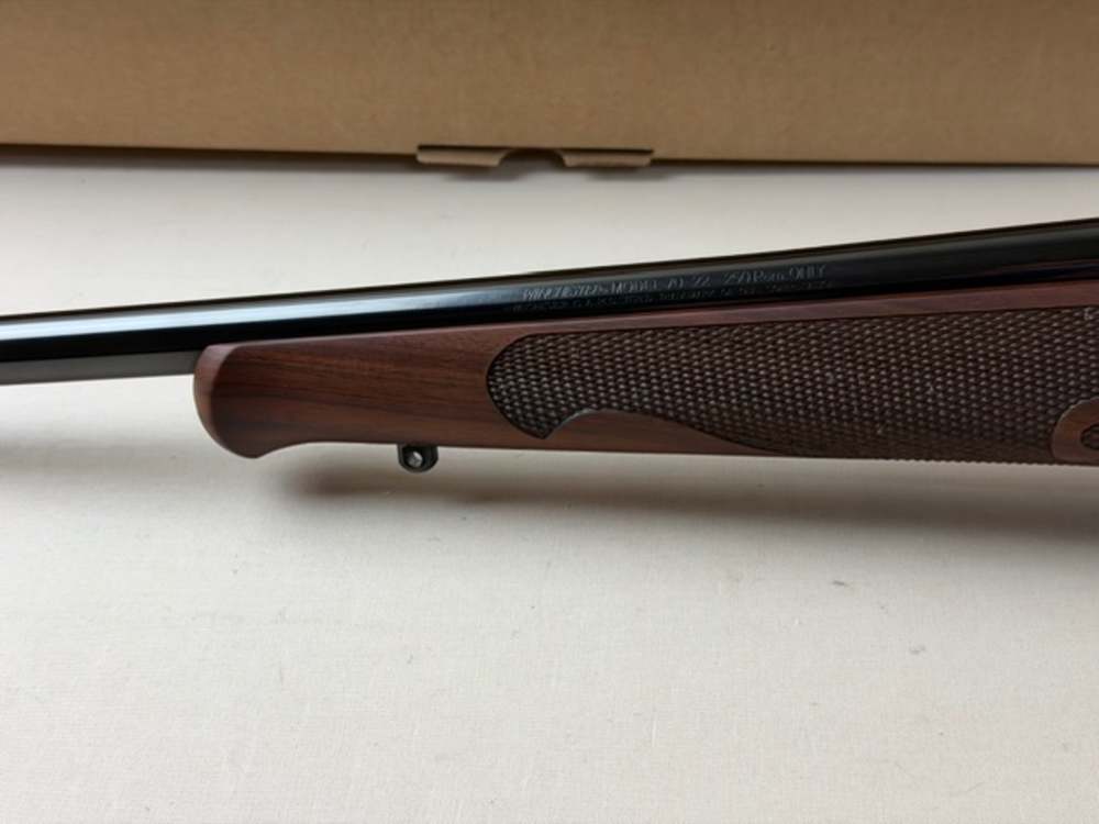 Winchester M70   Featherweight 22-250 Rem 22" NIB-img-25