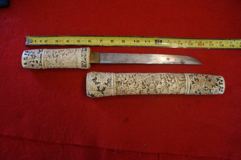 Antique Japanese Meiji Period Carved Bone Tanto-img-2