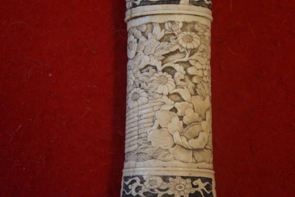 Antique Japanese Meiji Period Carved Bone Tanto-img-4