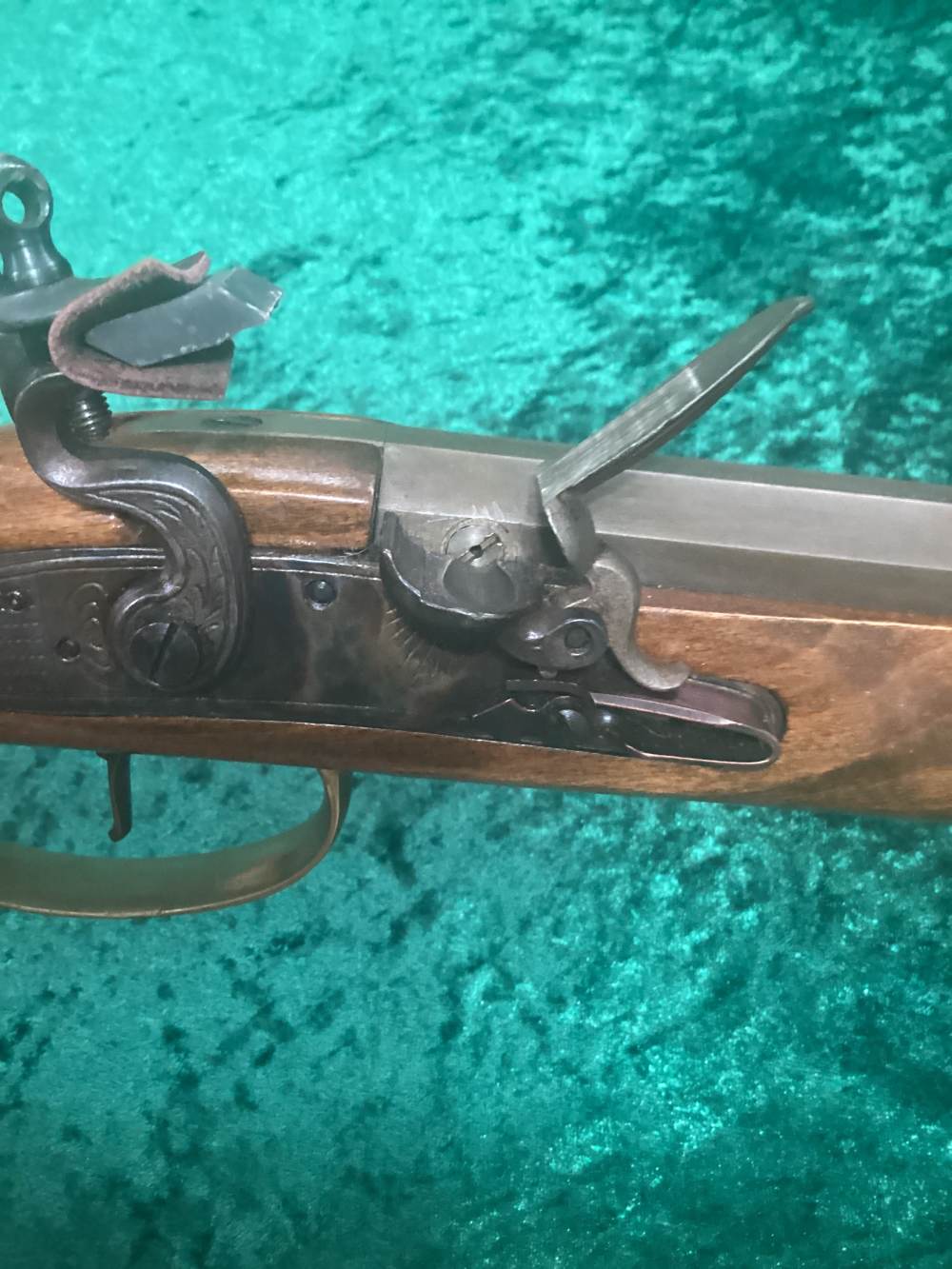CVA Jukar 45 caliber Kentucky Flintlock Muzzleloader Rifle-img-11