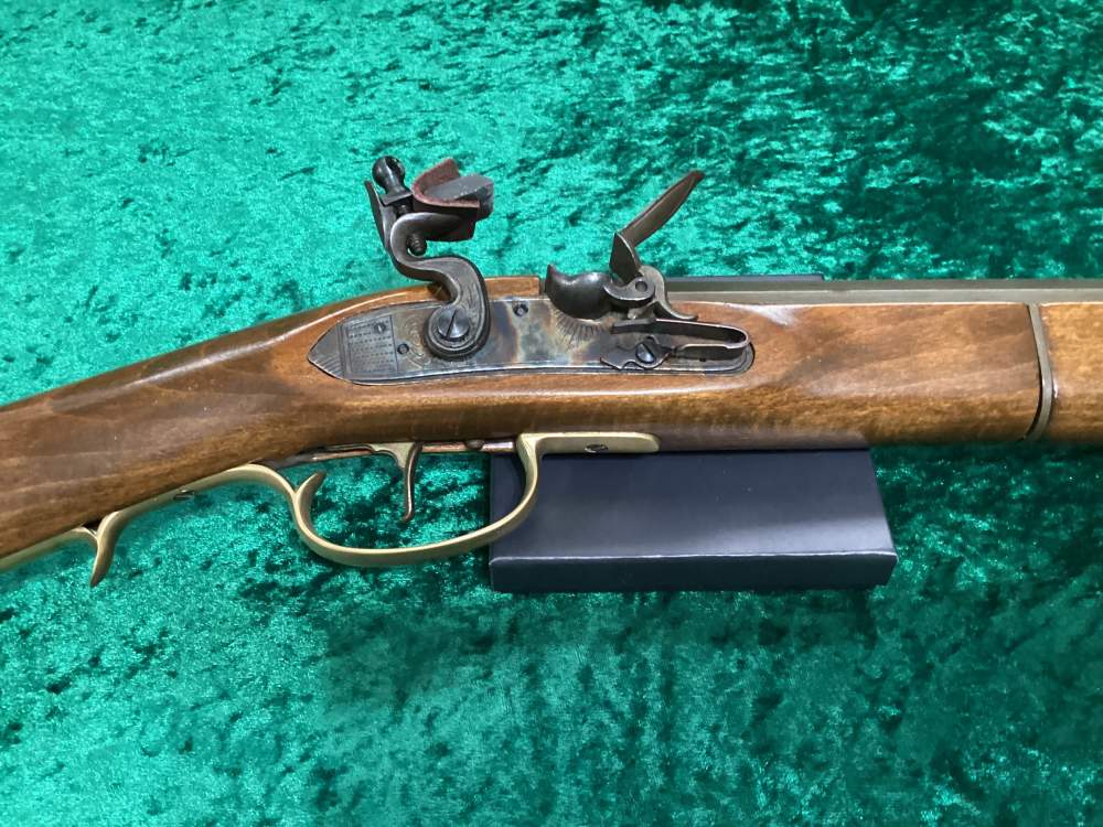 CVA Jukar 45 caliber Kentucky Flintlock Muzzleloader Rifle-img-3