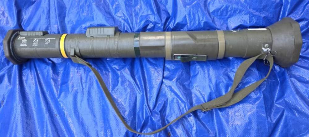 Authentic Inert AT4 Anti-Tank Launcher – Display/Collector Grade-img-3