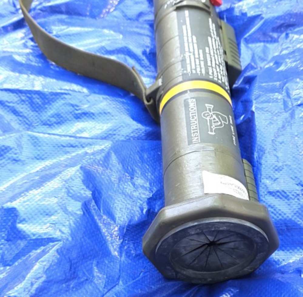 Authentic Inert AT4 Anti-Tank Launcher – Display/Collector Grade-img-1