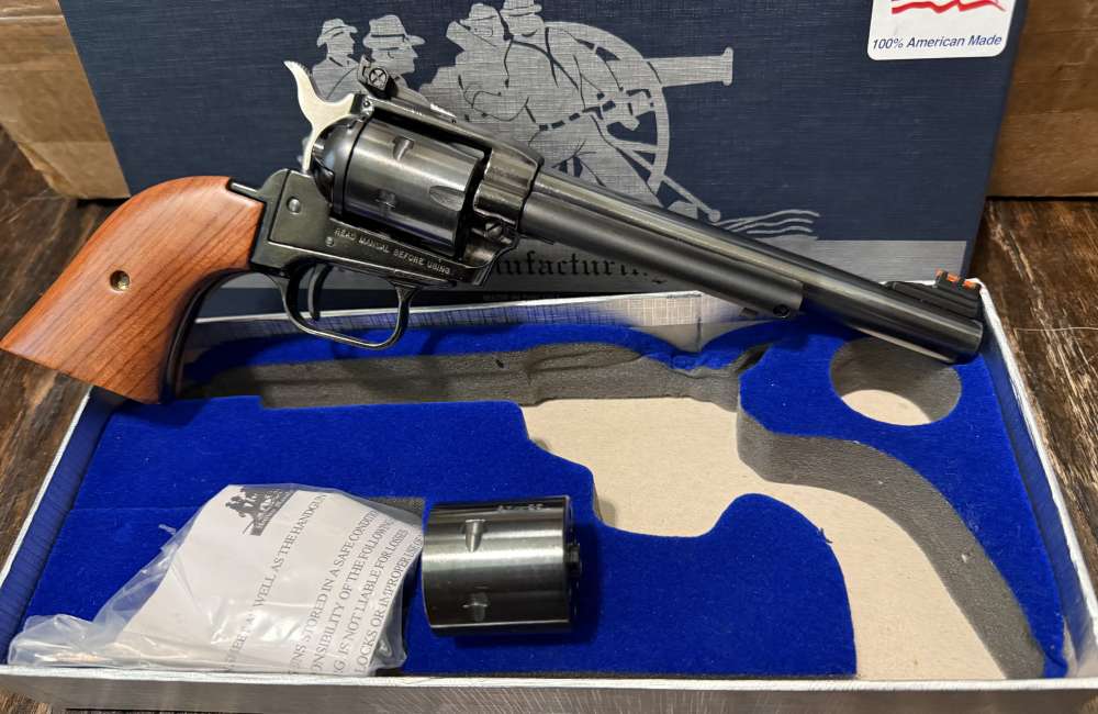 Heritage Rough Rider BULLSEYE .22 LR 22Mag 6.5" 2011 Model-img-1