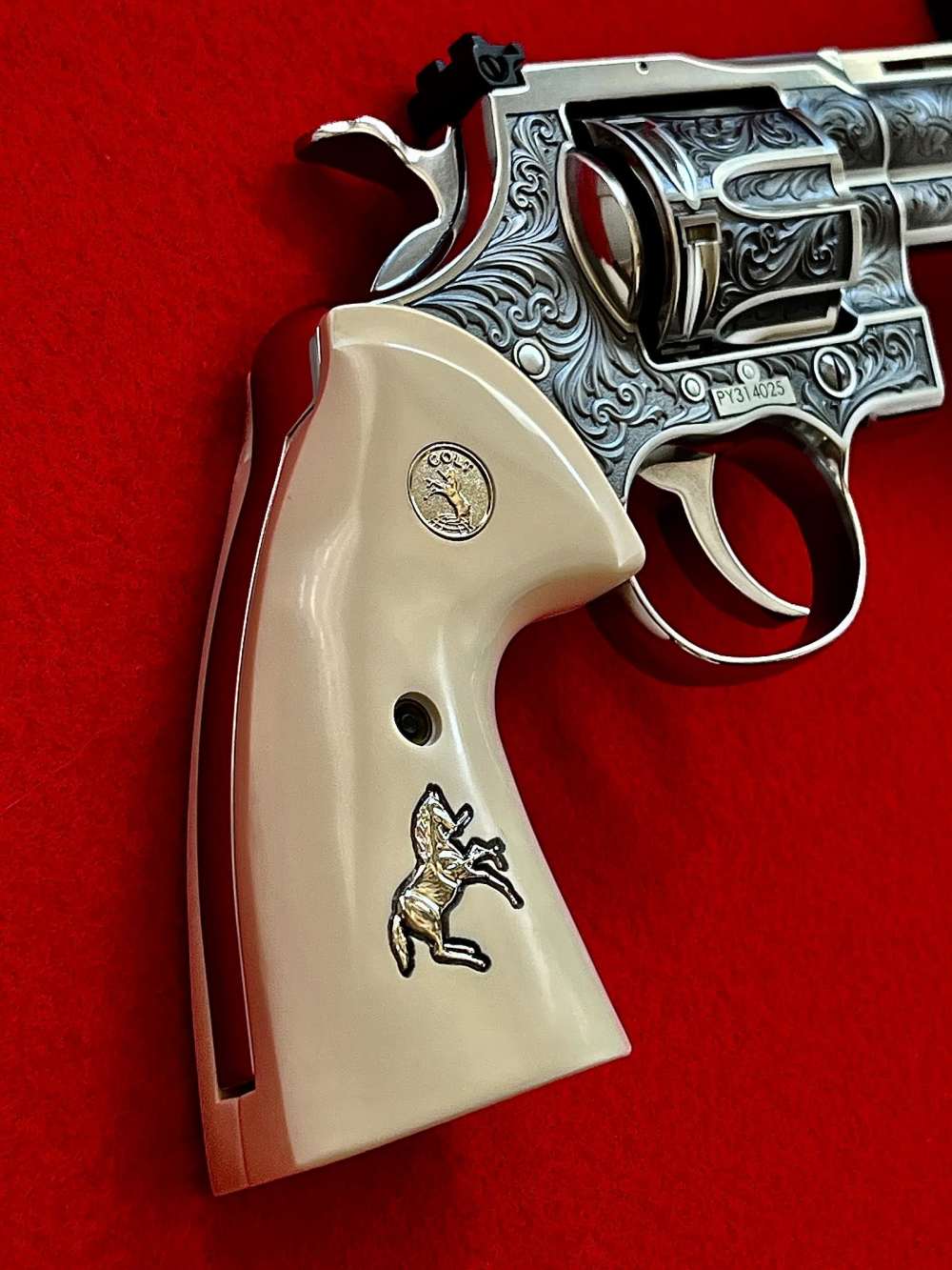 Colt Python 6" Revolver 'Regal Snake' .357 Mag Altamont AAA Engraved Ltd Ed-img-4