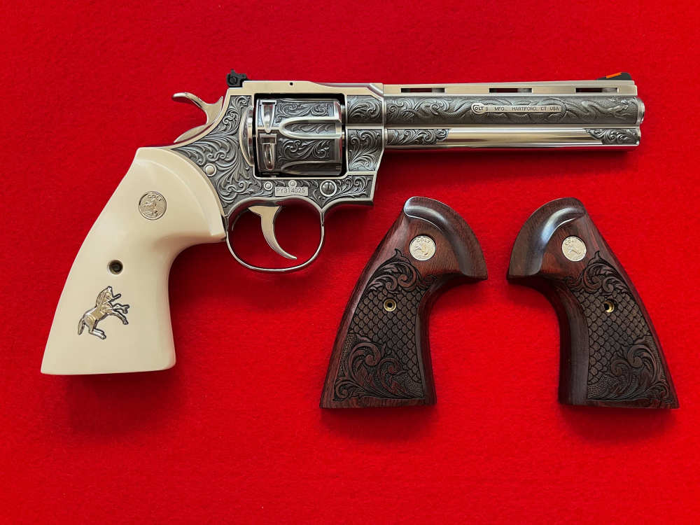 Colt Python 6" Revolver 'Regal Snake' .357 Mag Altamont AAA Engraved Ltd Ed-img-5