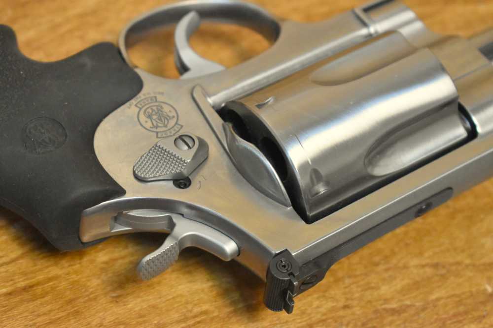 Smith & Wesson Model 500 S&W Magnum 4" Stainless Revolver-img-6