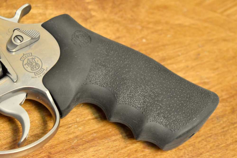 Smith & Wesson Model 500 S&W Magnum 4" Stainless Revolver-img-5