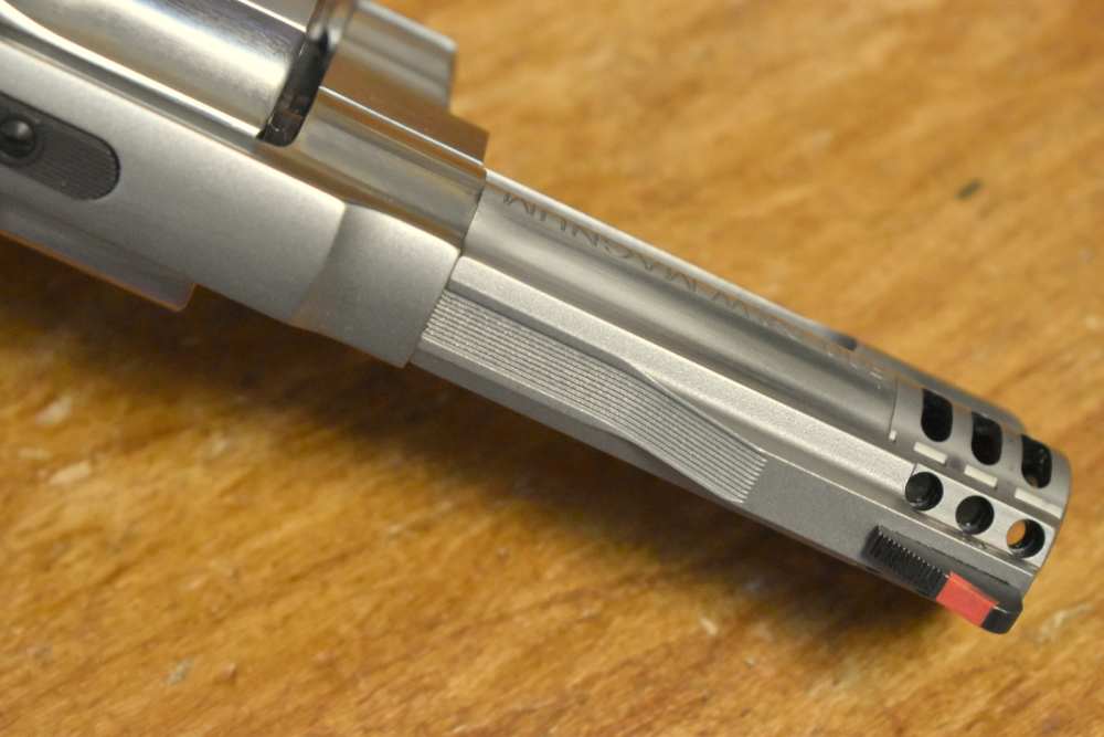 Smith & Wesson Model 500 S&W Magnum 4" Stainless Revolver-img-7
