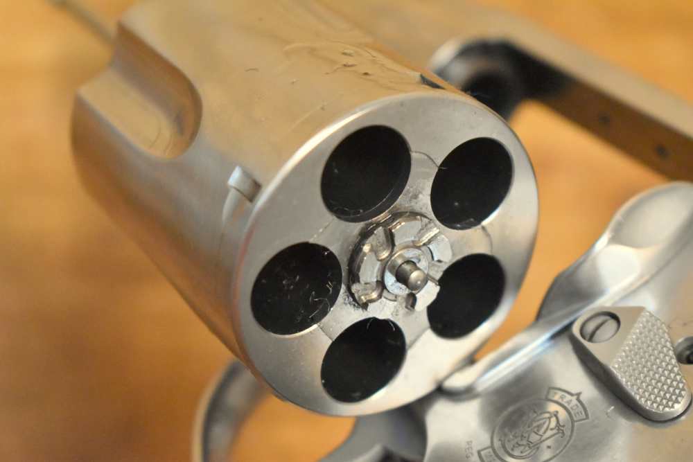 Smith & Wesson Model 500 S&W Magnum 4" Stainless Revolver-img-16