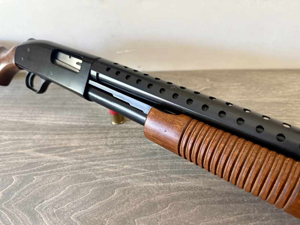 MOSSBERG 590 20" BAYONET HEAT SHIELD BARREL POLICE CORNCOB WOOD FURNITURE-img-5