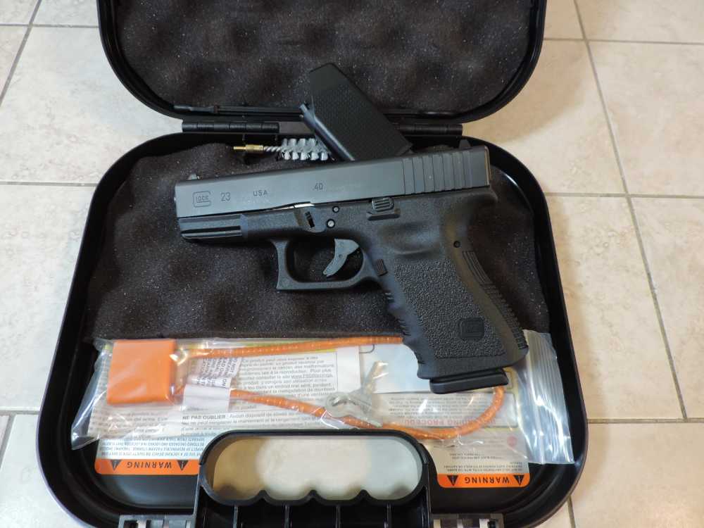 Glock G23 Gen 3 .40 USA model UI2350204-img-0