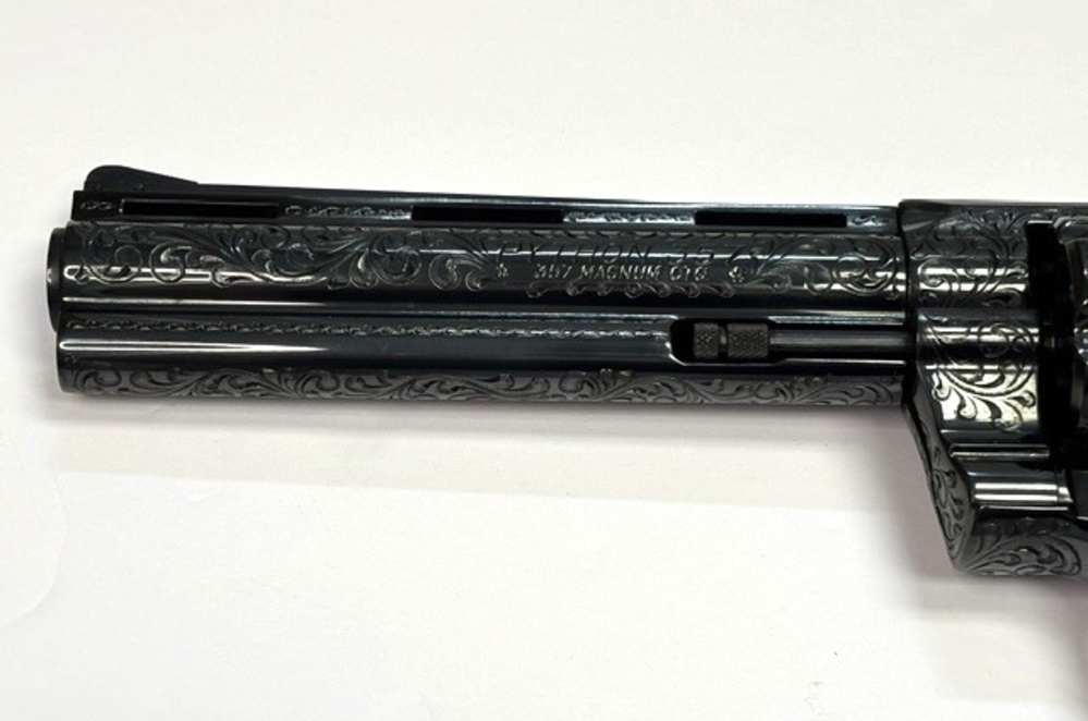 1979 Colt Python .357 Magnum Class D Engraving Royal Blue Finish Unfired -img-43