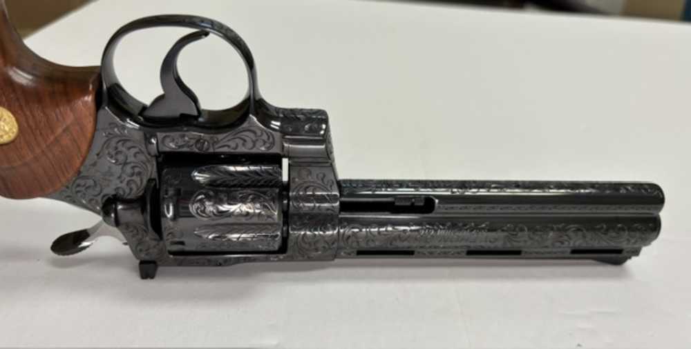1979 Colt Python .357 Magnum Class D Engraving Royal Blue Finish Unfired -img-77